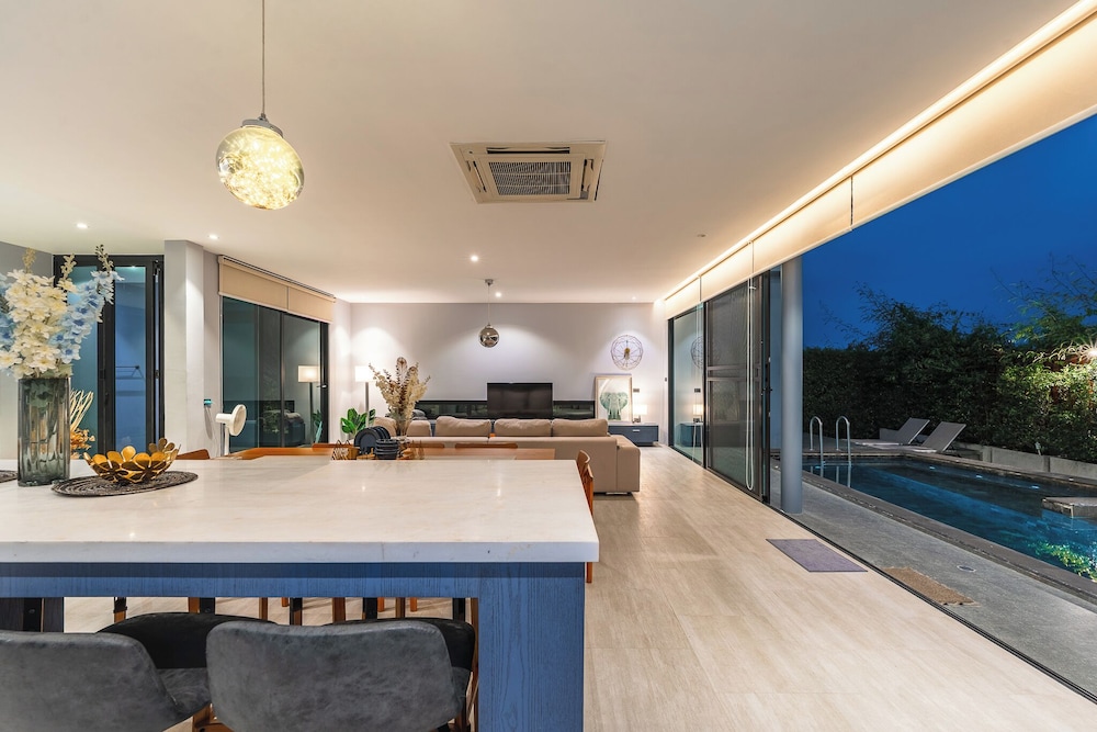 The Granary Loft Haven Villa V188