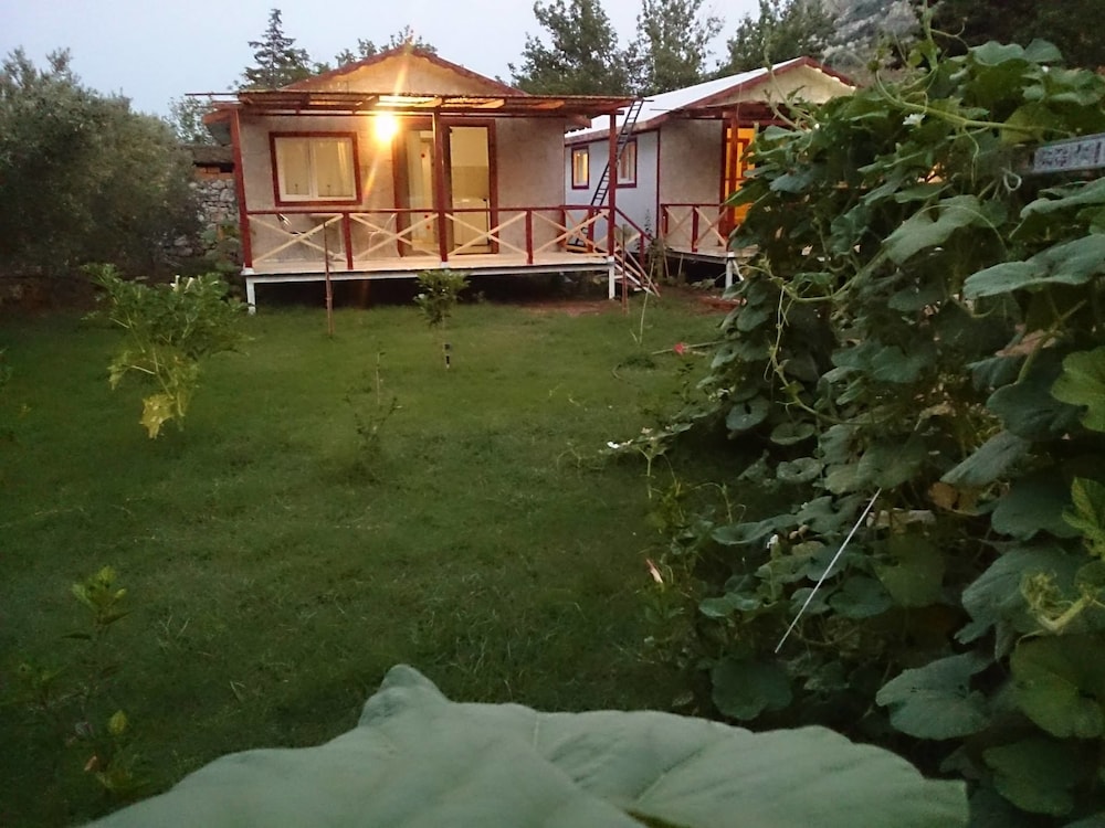 Calba Garden House