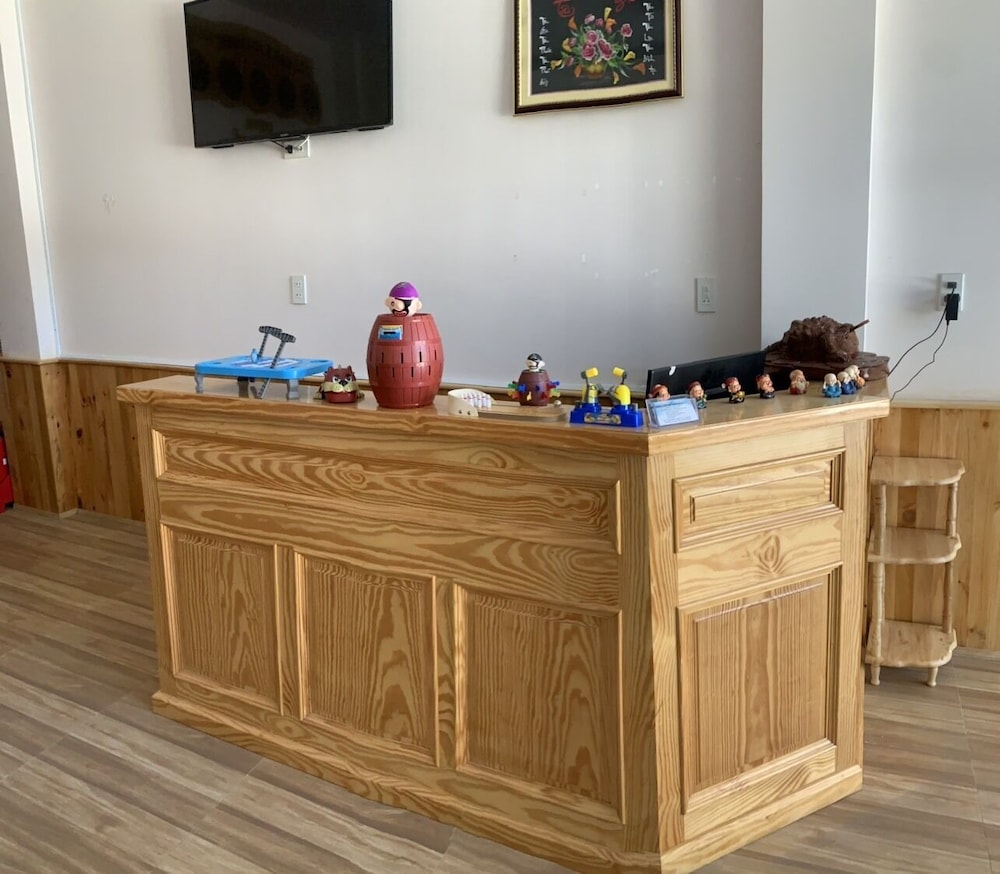 Lee Na Hotel - Hostel view 2