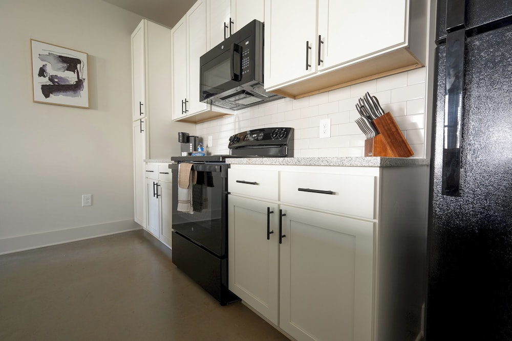 Landing Furnished Apartments - Northwest Charlotte