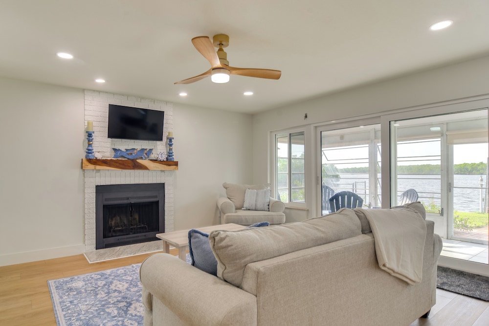 Riverfront Ruskin Home w/ Boat Dock, 1 Mi to Beach