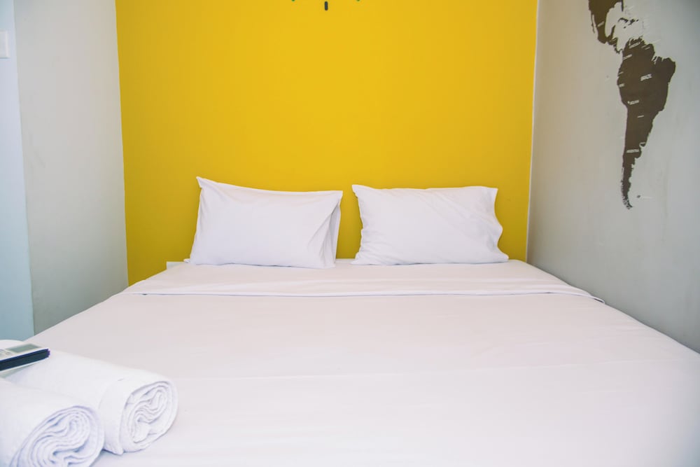 Cozy And Comfort 1Br With Walk In Closet At Pakubuwono Terrace Apartment