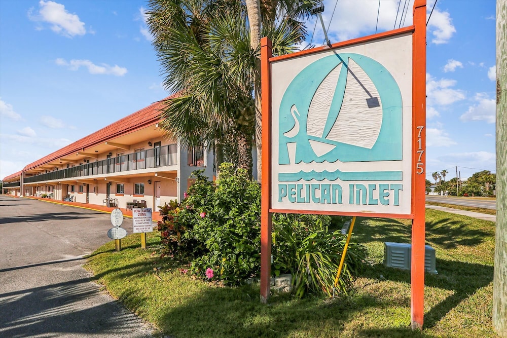 Beachside 2br/2ba Condo w/ Pool, Balcony & Boat Parking in St. Augustine