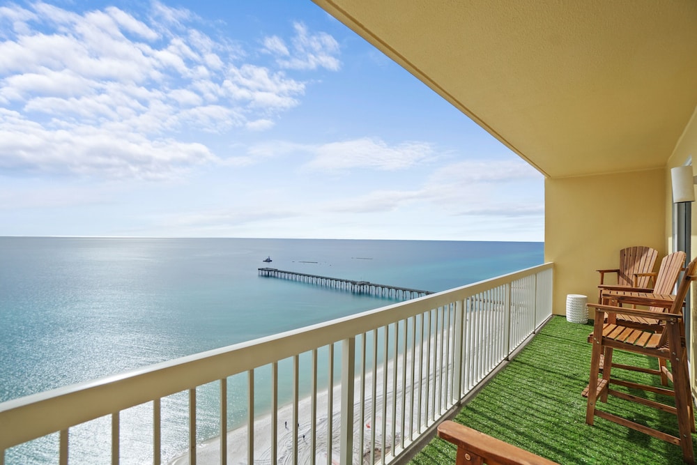 Calypso Beach Resort by Panhandle Getaways