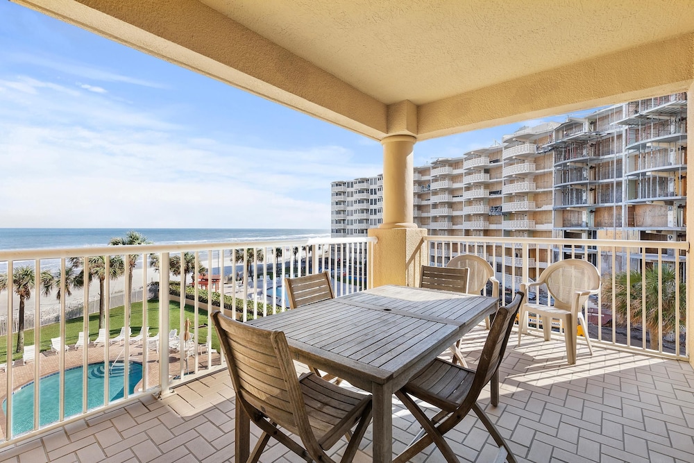 Atlantic Villas 302