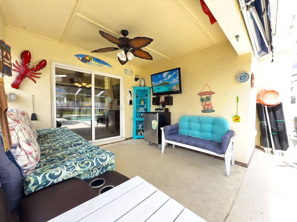 Near Disney Villa 3 bd Private Pool