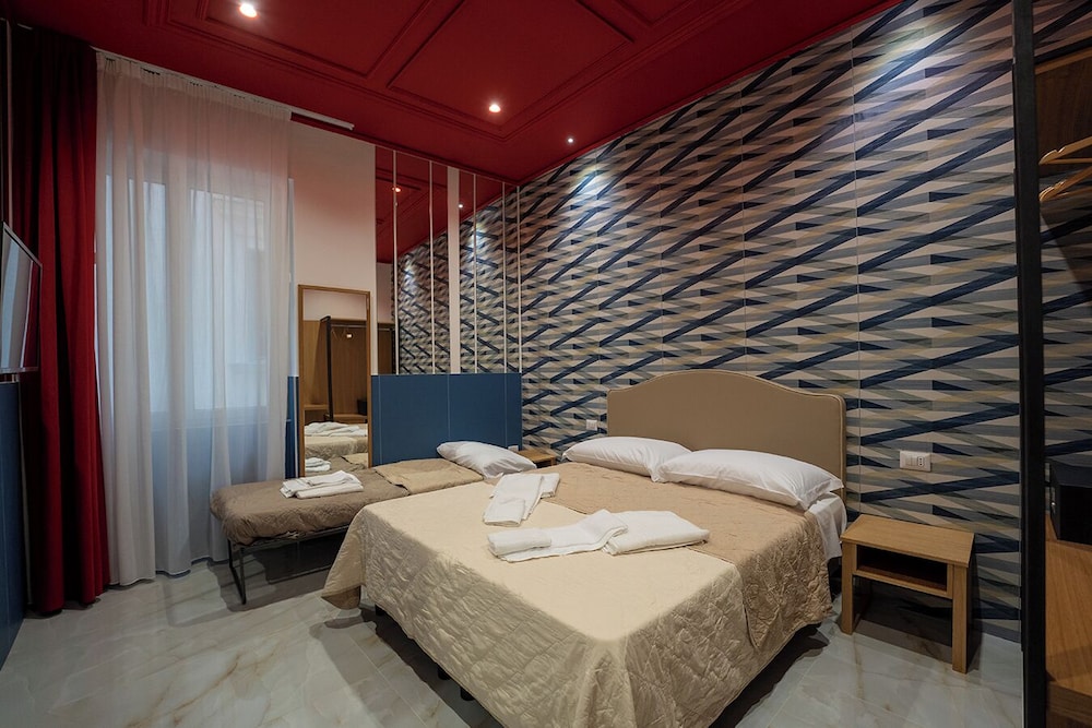 Royal Art House H Duomo by ClaPa Group Dislocated Hospitality