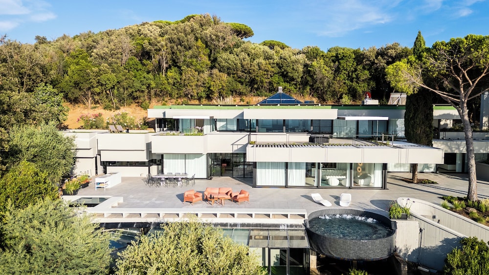 Extreme Luxury Villa with Pool & SPA