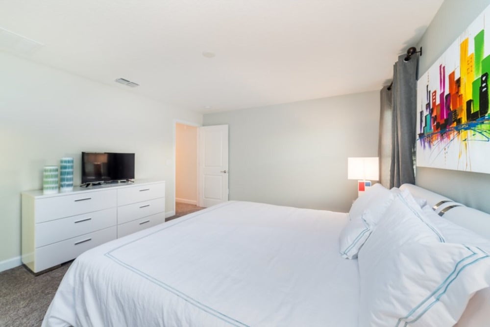 Rent a Luxury Townhome on Storey Lake Resort, Minutes From Disney, Orlando Townhome 1004 - Image 2