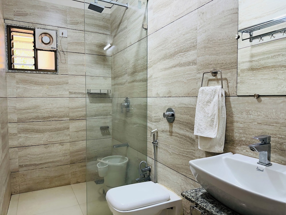 LION PARK HOTEL AND RESORT