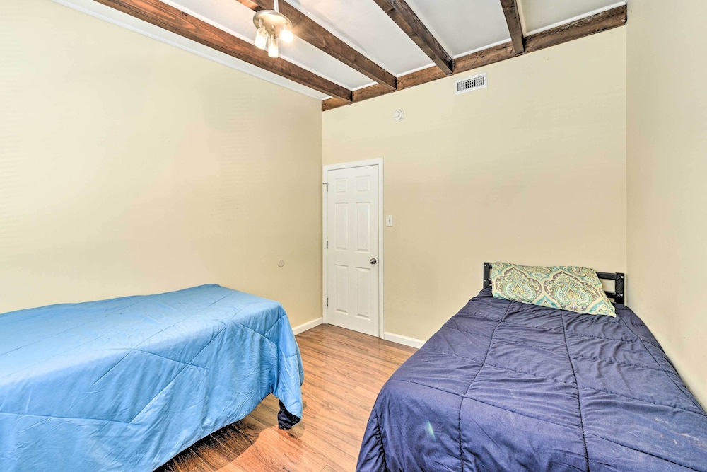 Sea Isle City Apartment, Close to Beaches! view 2