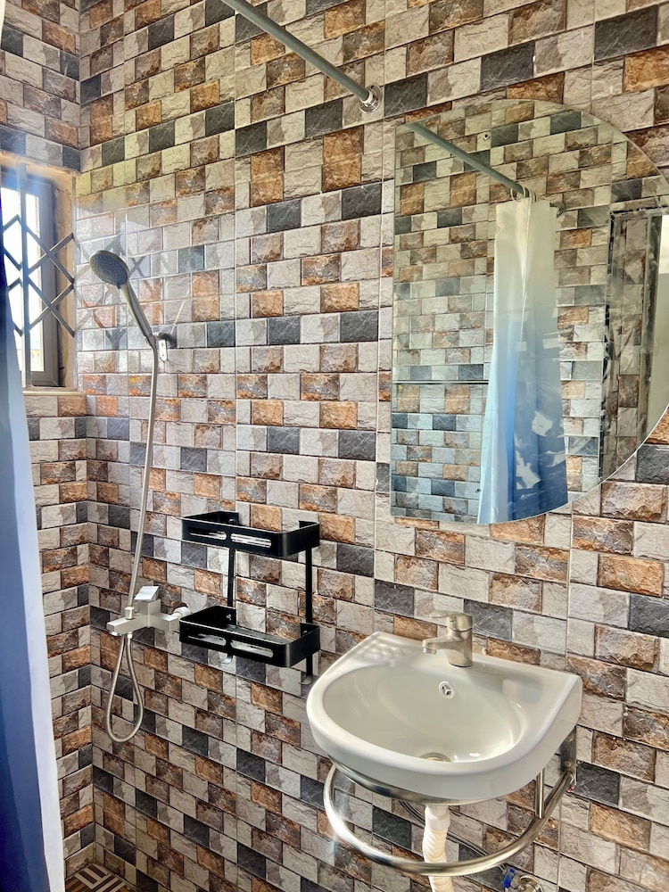 ES Homes-2Bedroom Apartment at Achimota
