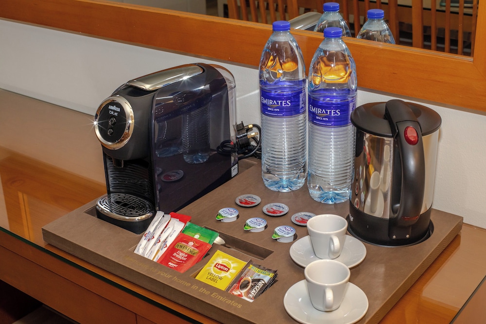 Golden Sands 10 Hotel Apartments