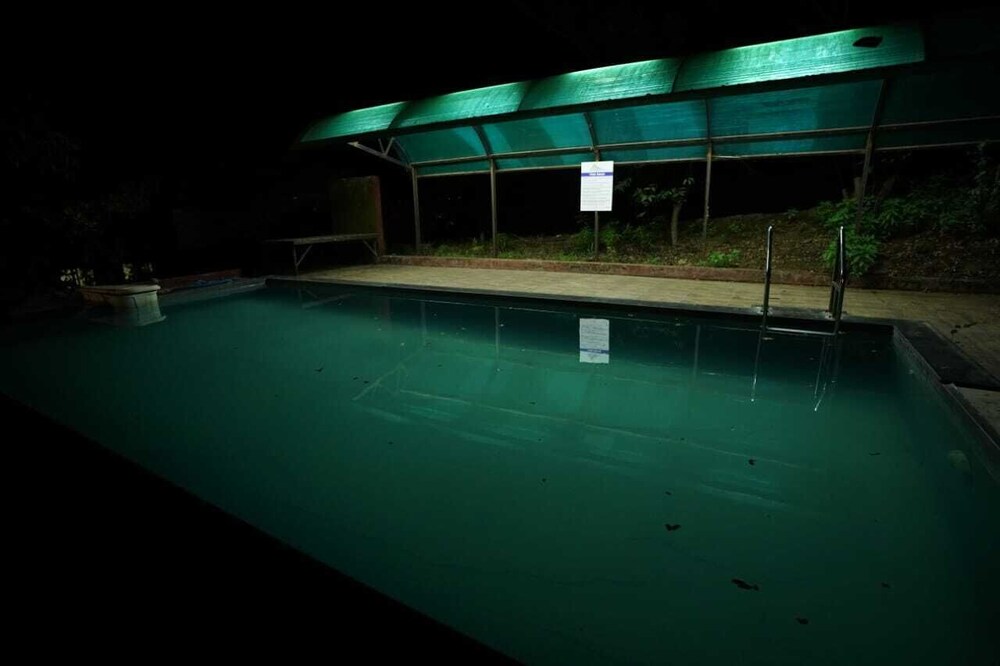 Twin Mountain Resort