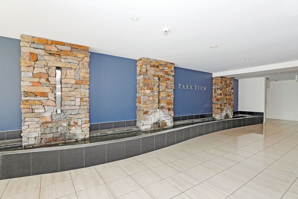 Luxury Cairns Stay with Pool and BBQ