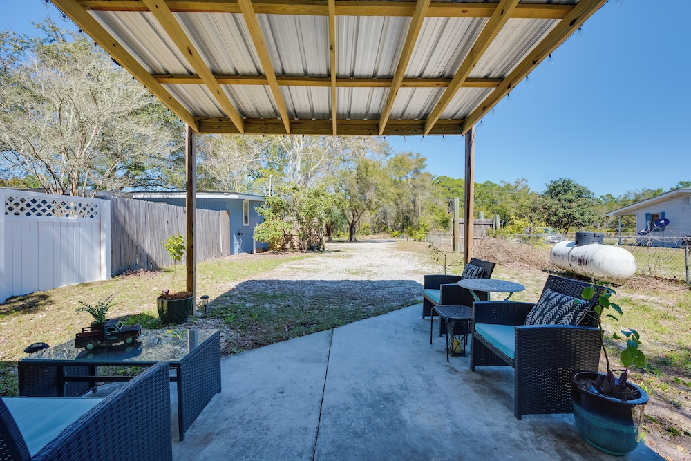 6 Mi to St George Island: Cozy Gulf Coast Retreat!