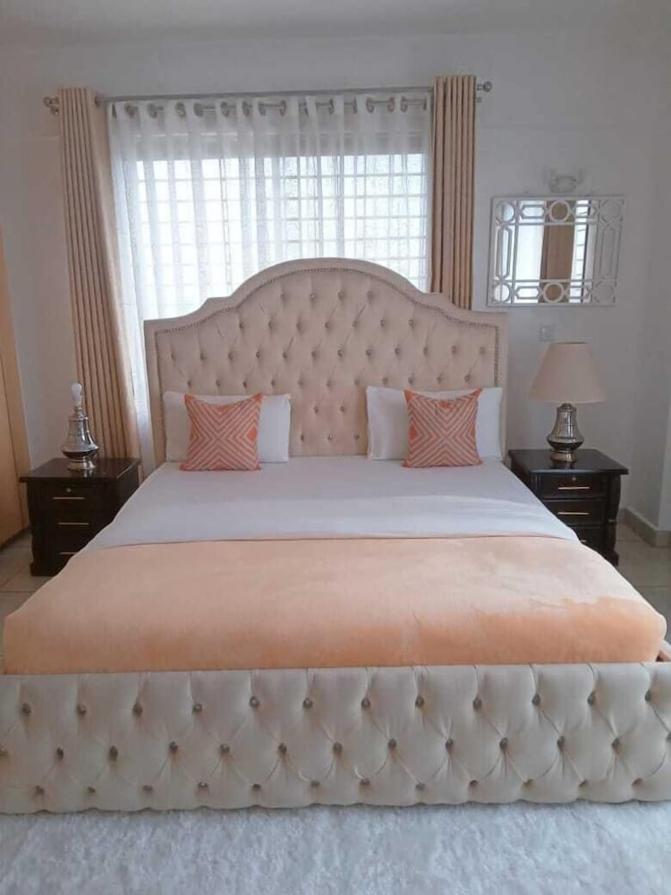 Lux Suites Jumbo Apartments kisumu