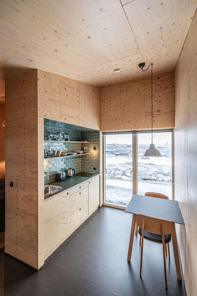Aska Modern Cabin view 2