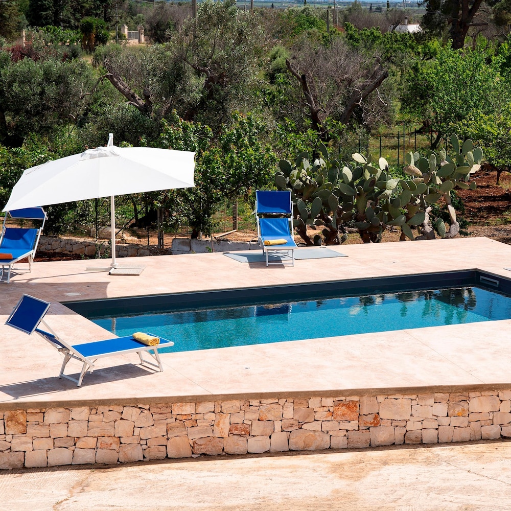 Villa Fil a by Pugliadamare