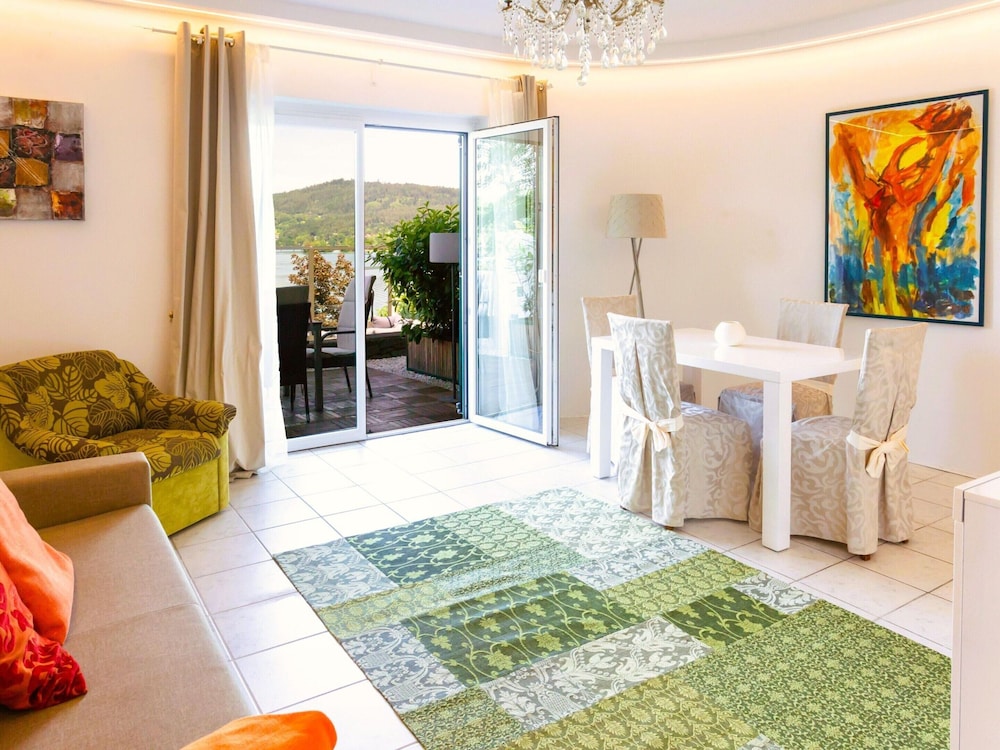 Worth Apartment in Maria in the Garden