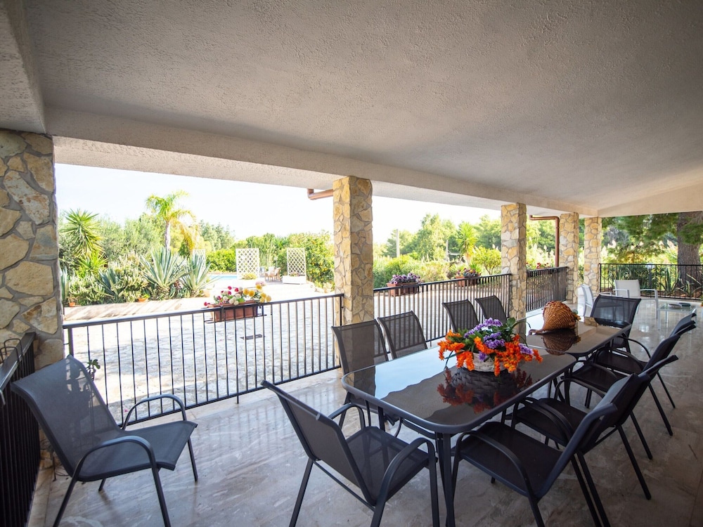 Holiday Home in Gulf Castle photo 4
