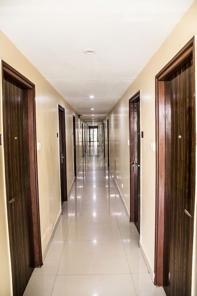 Hotel Platinum