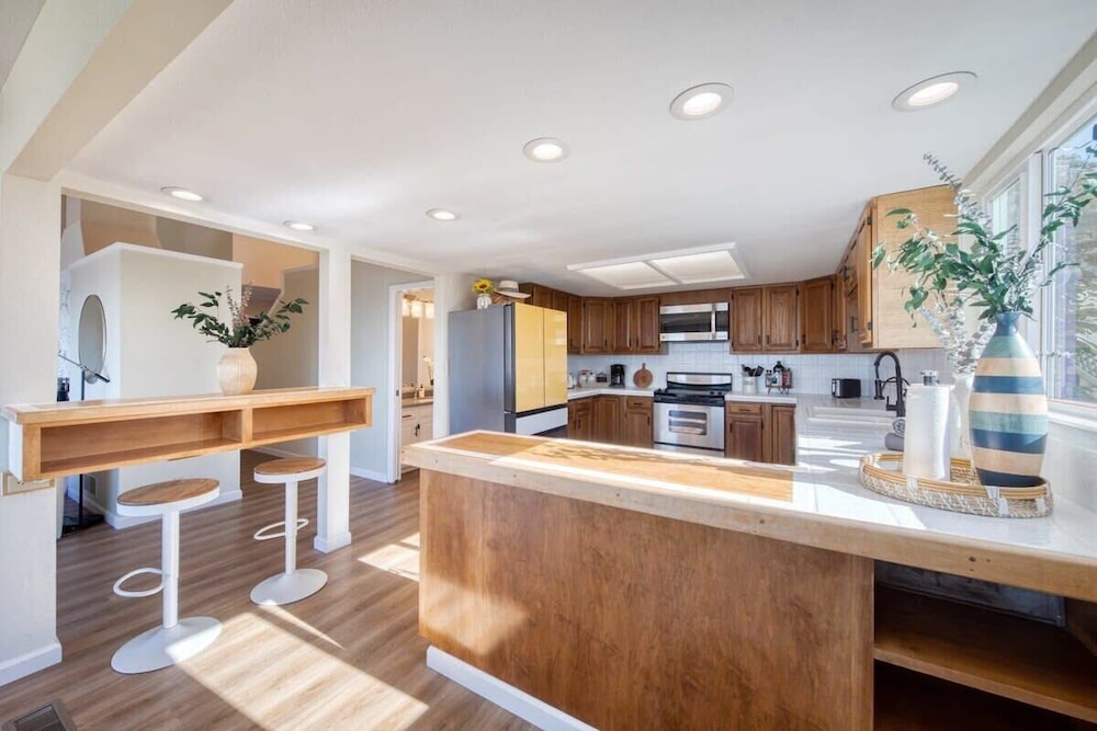 @ Marbella Lane - Ocean Views & Heavenly Sunset