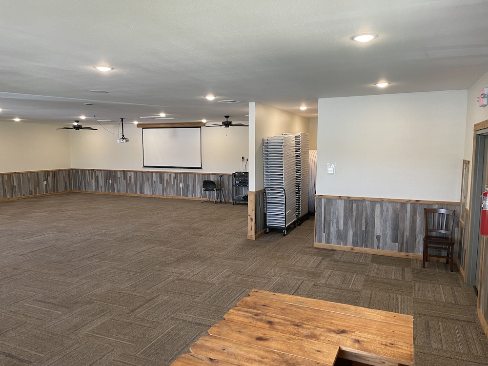 meeting & event spaces
