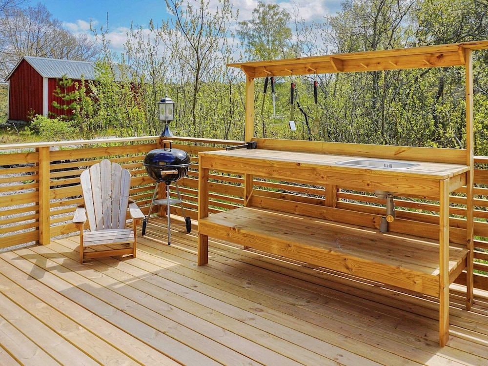 Serene Seaside Retreat in Adelso-by Traum view 5