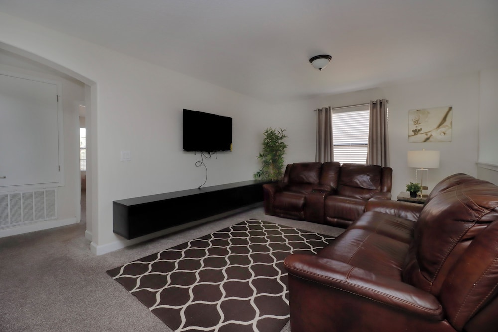 Solterra Family Vacation Home | Private Pool, Spa!