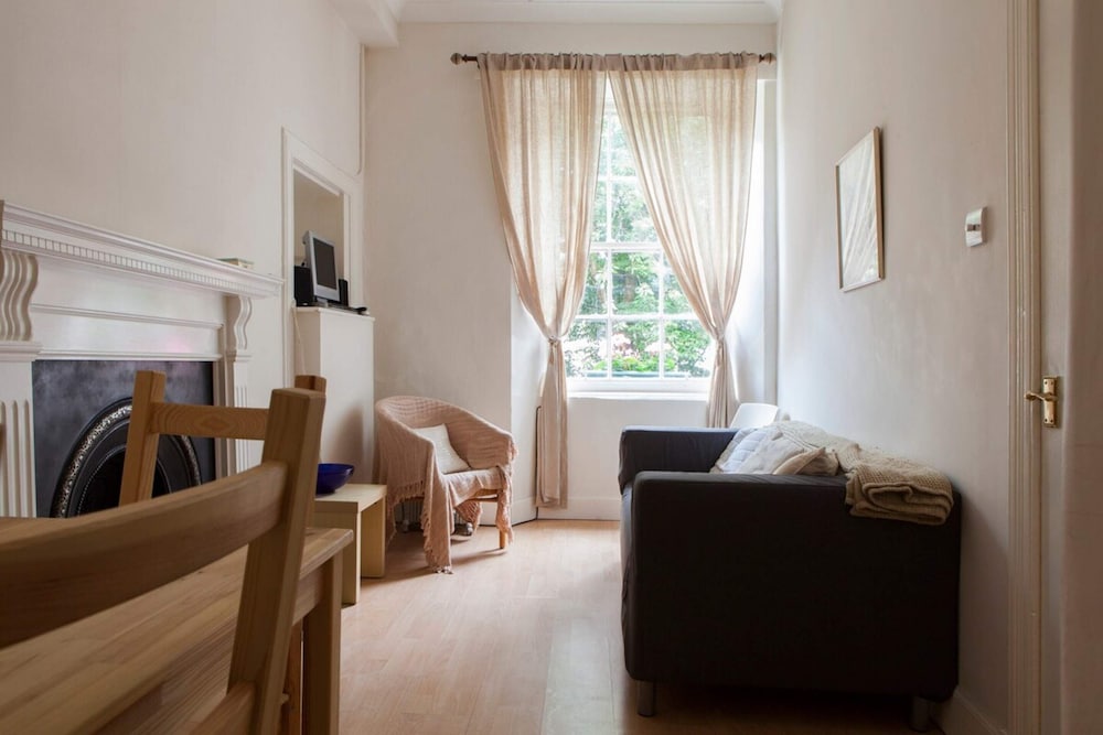 1 Bedroom Apartment on Charming St Stephen Street