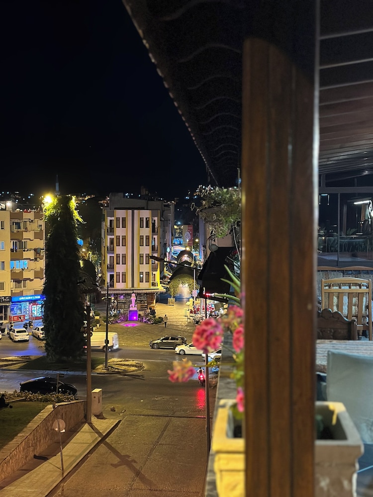 St.Johns hill boutique Ephesus