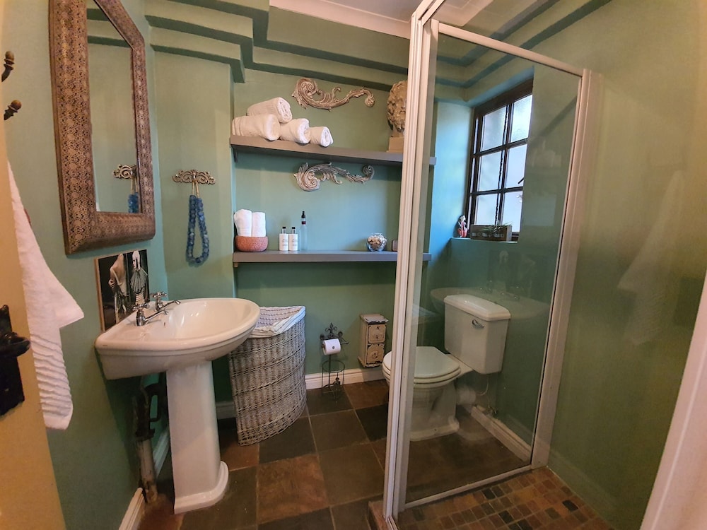 Waterhouse Guest Lodges 202 Lawley Street