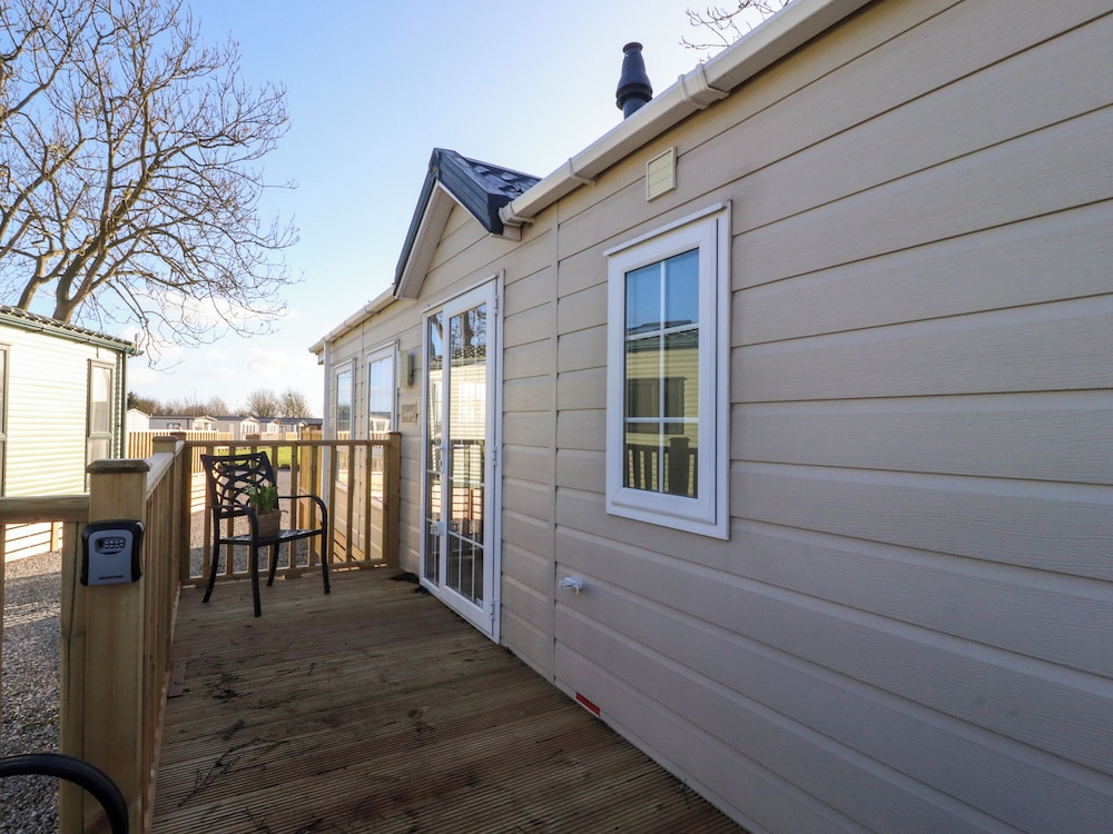 17 Birchwood Close