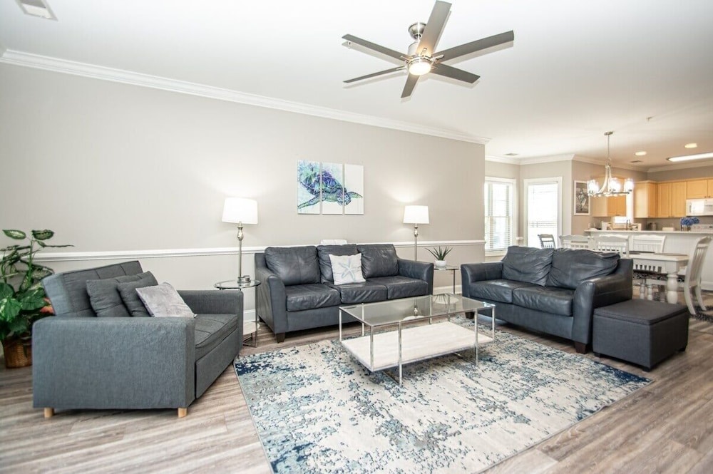 Magnolia Pointe Luster Leaf 4891-205 3 Bedroom Condo