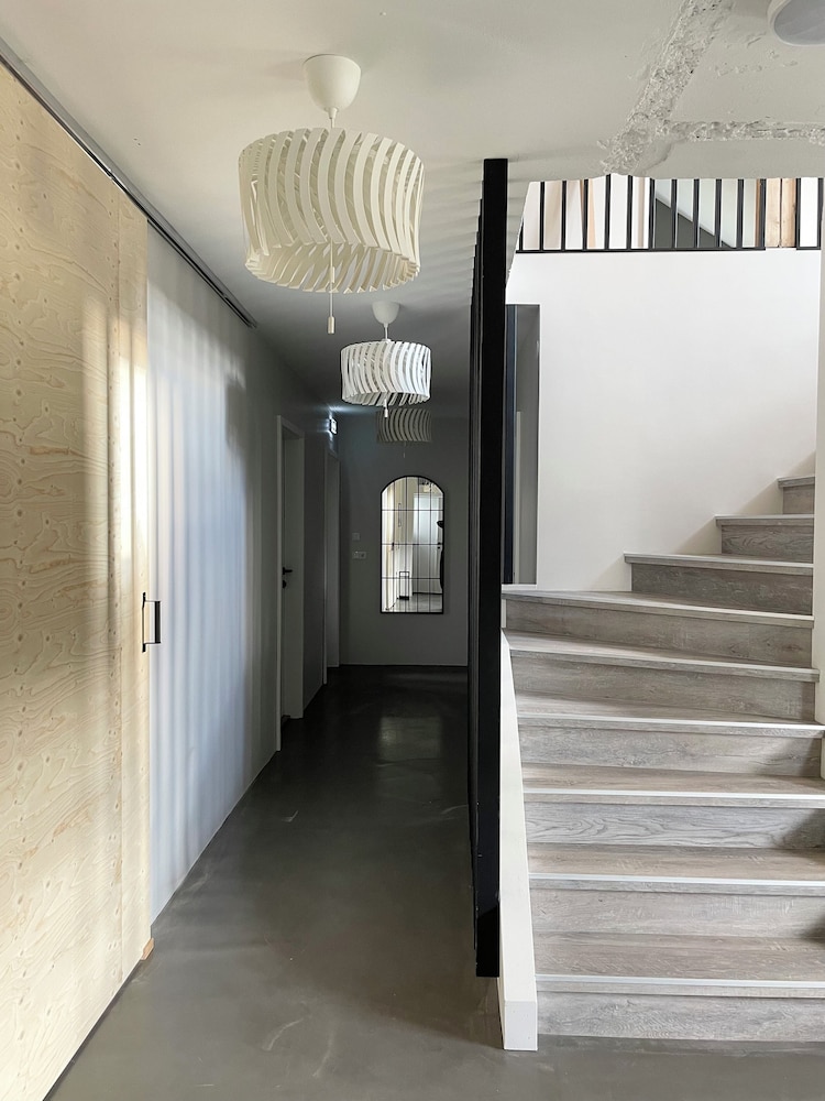 Lindarholl Guesthouse