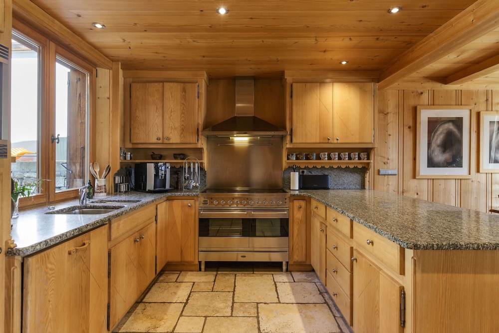Chalet Scierie - Luxury Chalet With hot tub