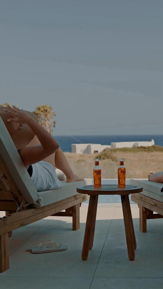 Seadream Villa