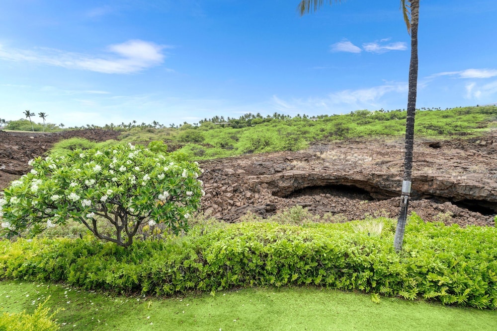 2bed Lift with Concierge Onsite, Golf Course Views - Vrkcv