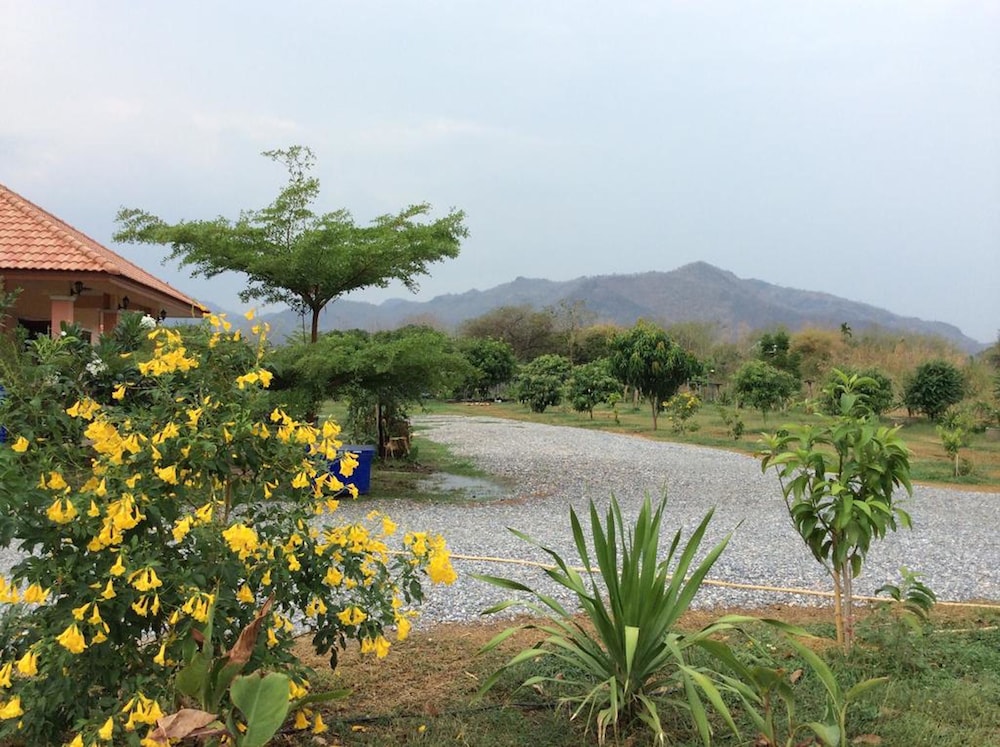 Chaleena Homestay