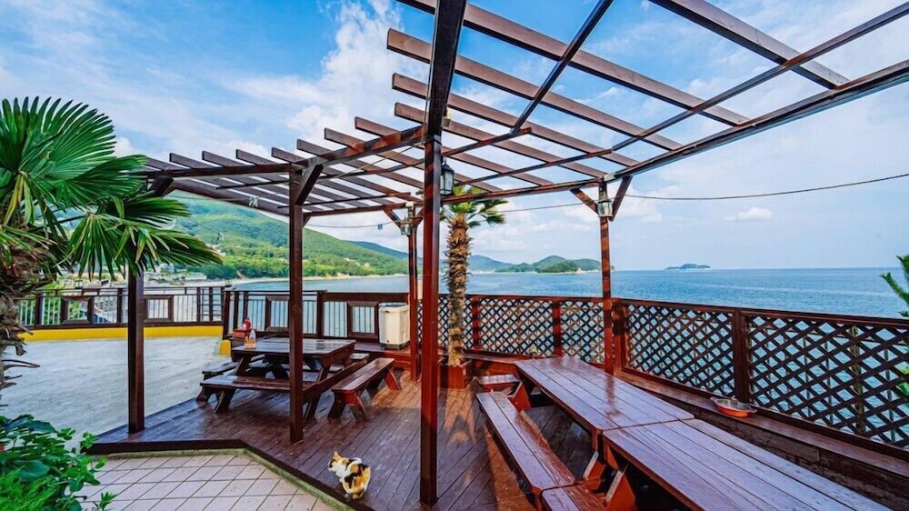 Golden wave pension