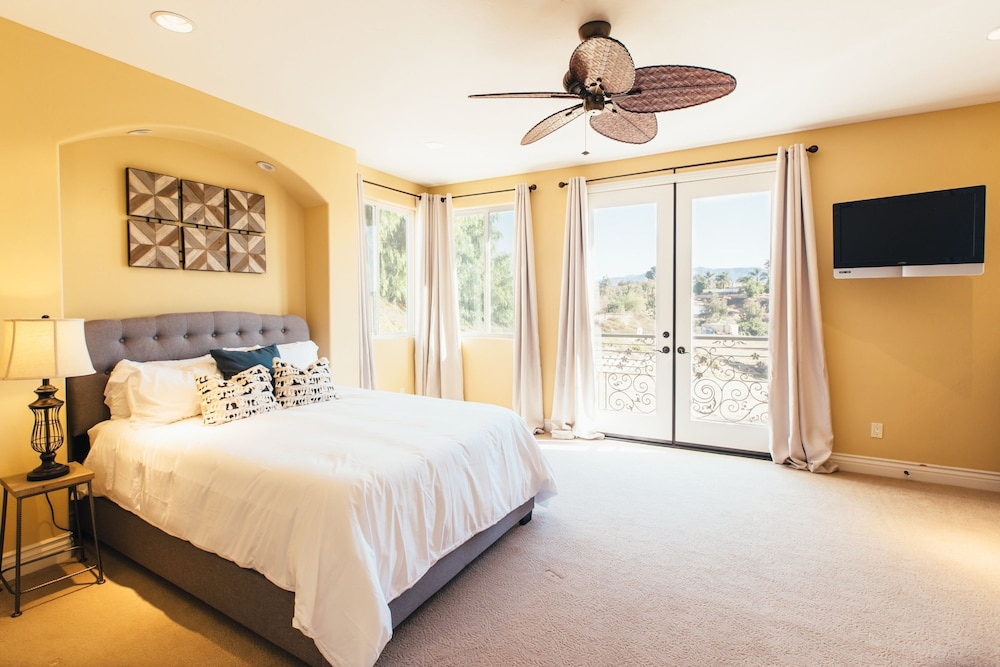 Via del Sur by Avantstay Private Spanish Villa w Views Walk to Wineries