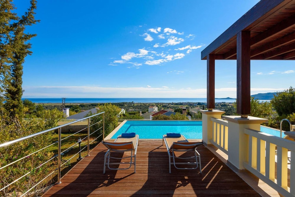 Villa Athina in Kalathos