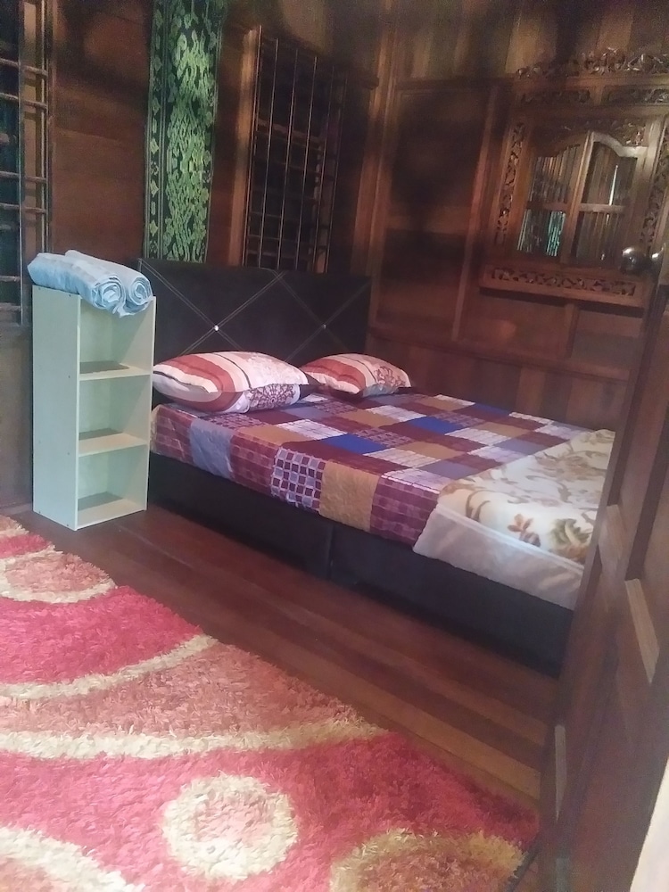 YC Chalet Roomstay Lekir photo 8