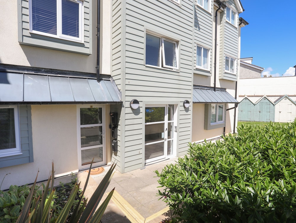 4 Pen Llanw Tides Reach