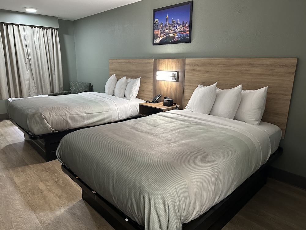 Monroe Vacations - Quality Inn - Property Image 35