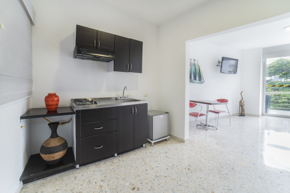 Santa Monica Alta Hotel Boutique - Hostel
