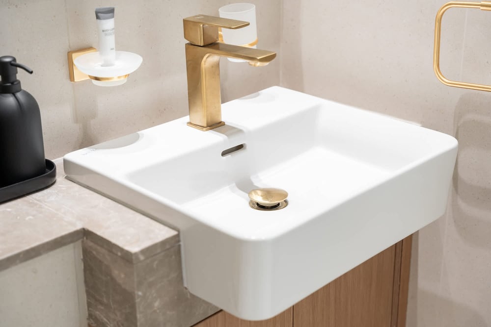 Ravishing 1 Bedroom in Binghatti Amber