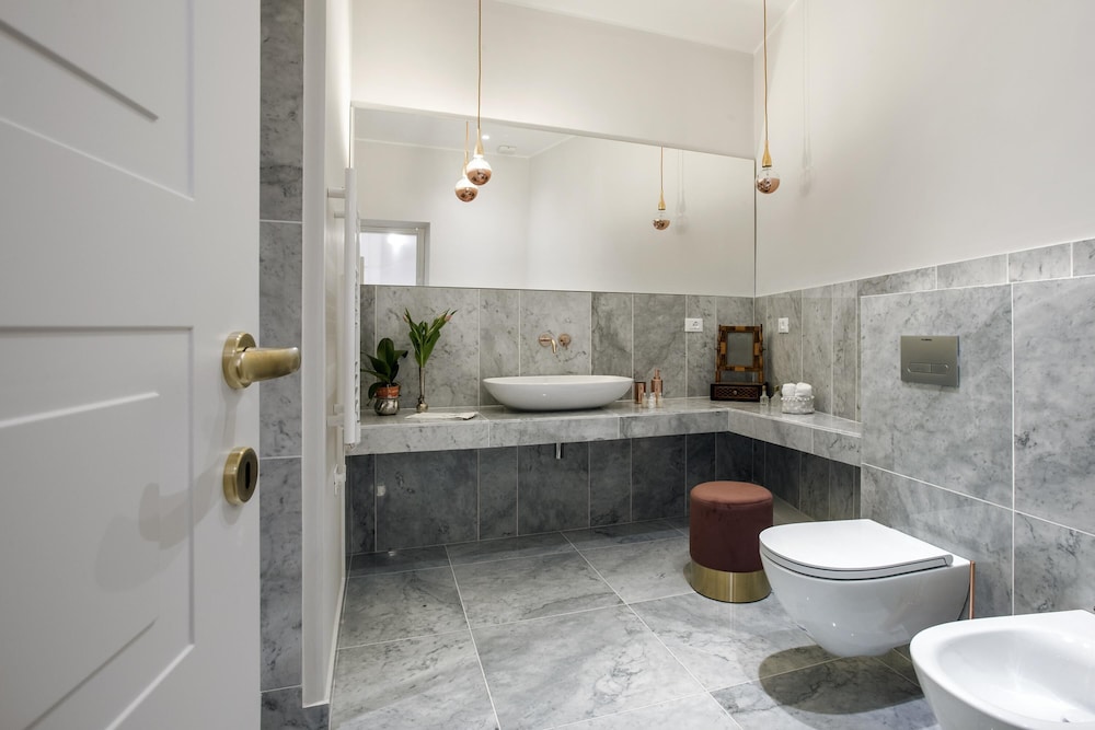 Le Fontane - Perfect Apartment Airy Tasteful Modern in a Historic Rome