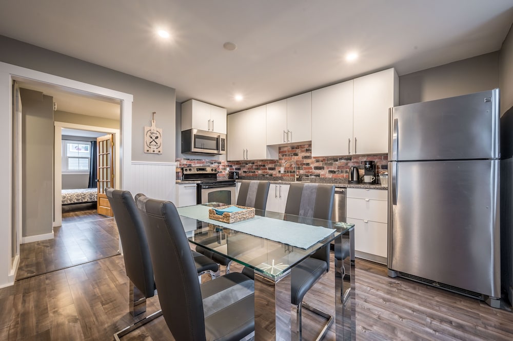 3 BR Cozy Chic Oasis